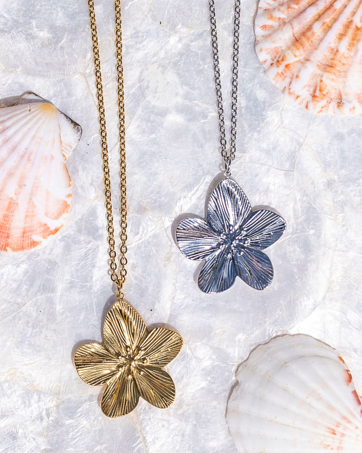 Collier Bloom