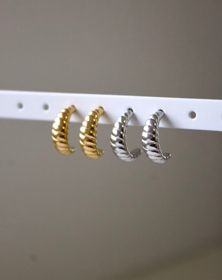 Dome hoops