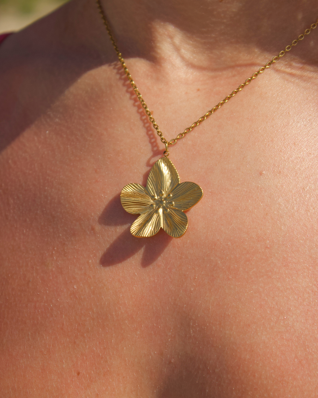 Collier Bloom