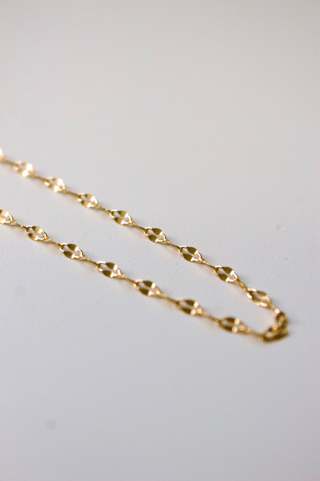 Delicacy Chain
