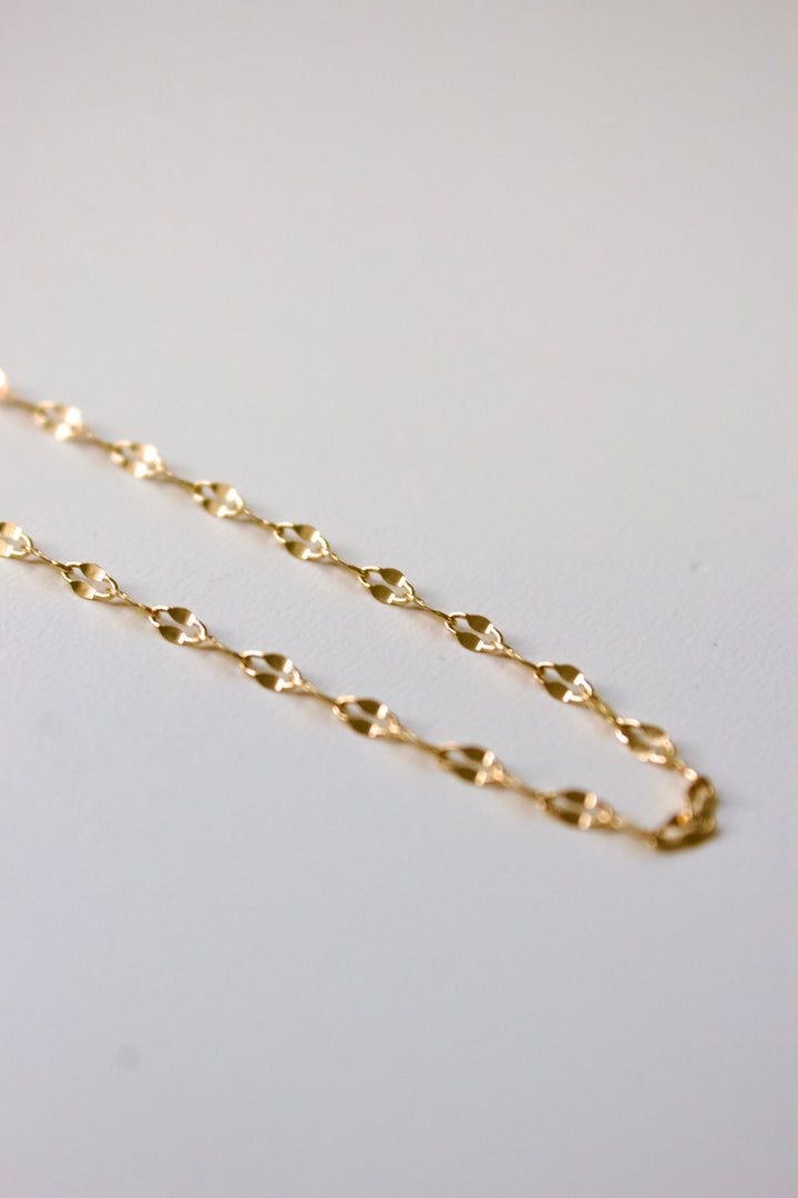 Delicacy Chain