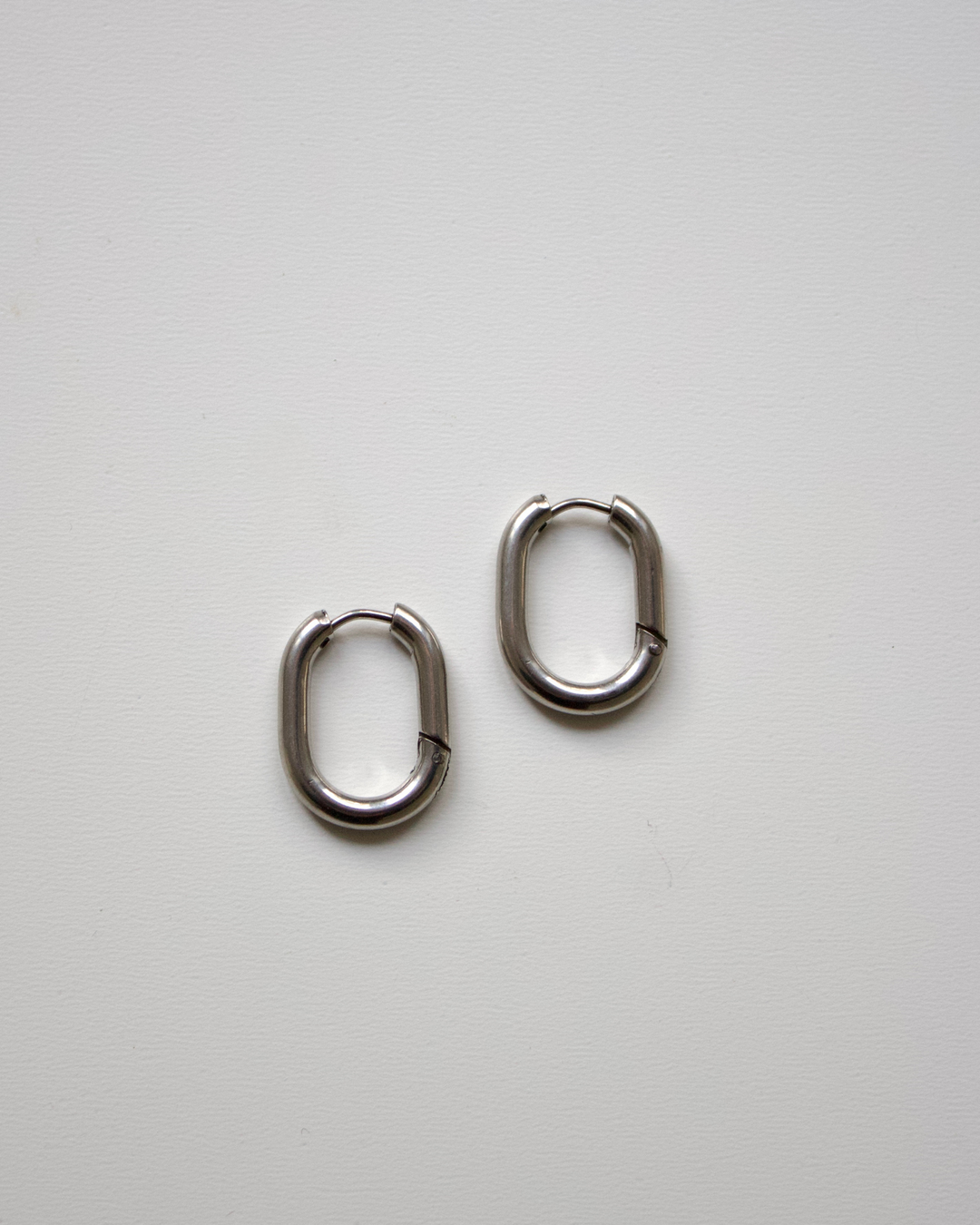Oval Hoops