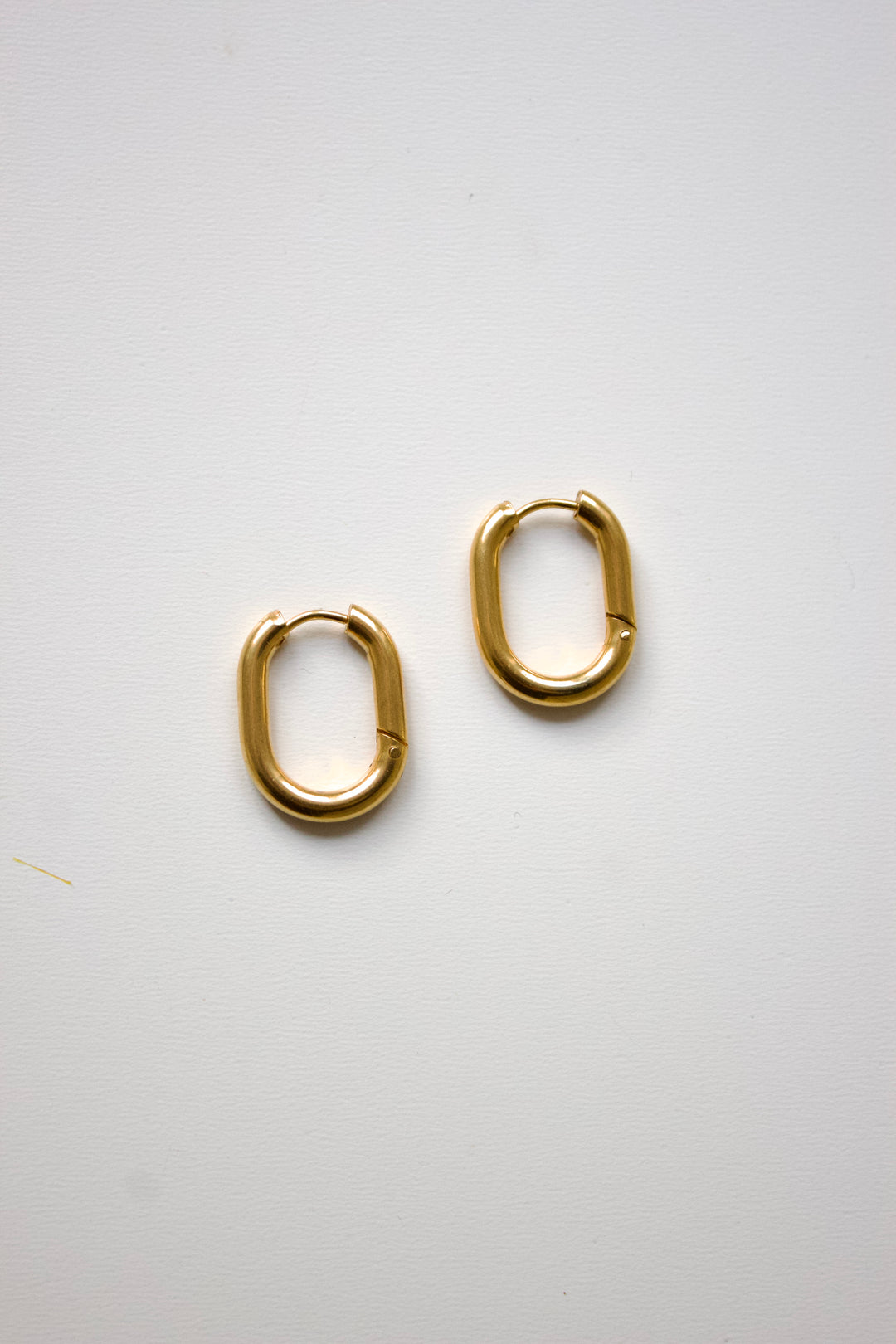 Oval Hoops