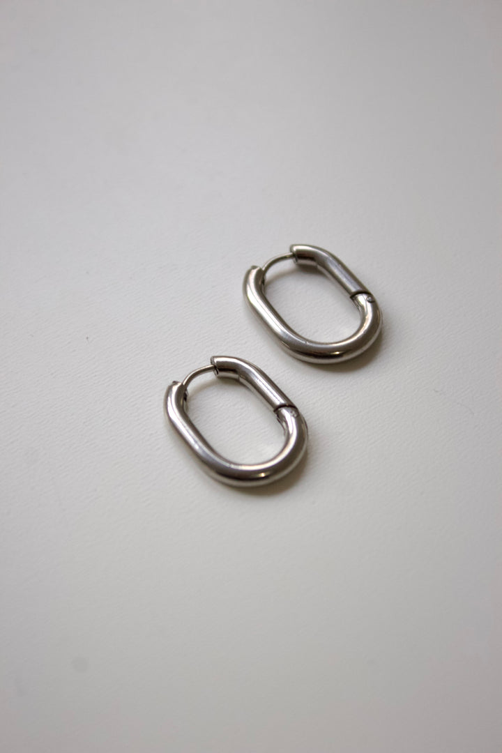 Oval Hoops