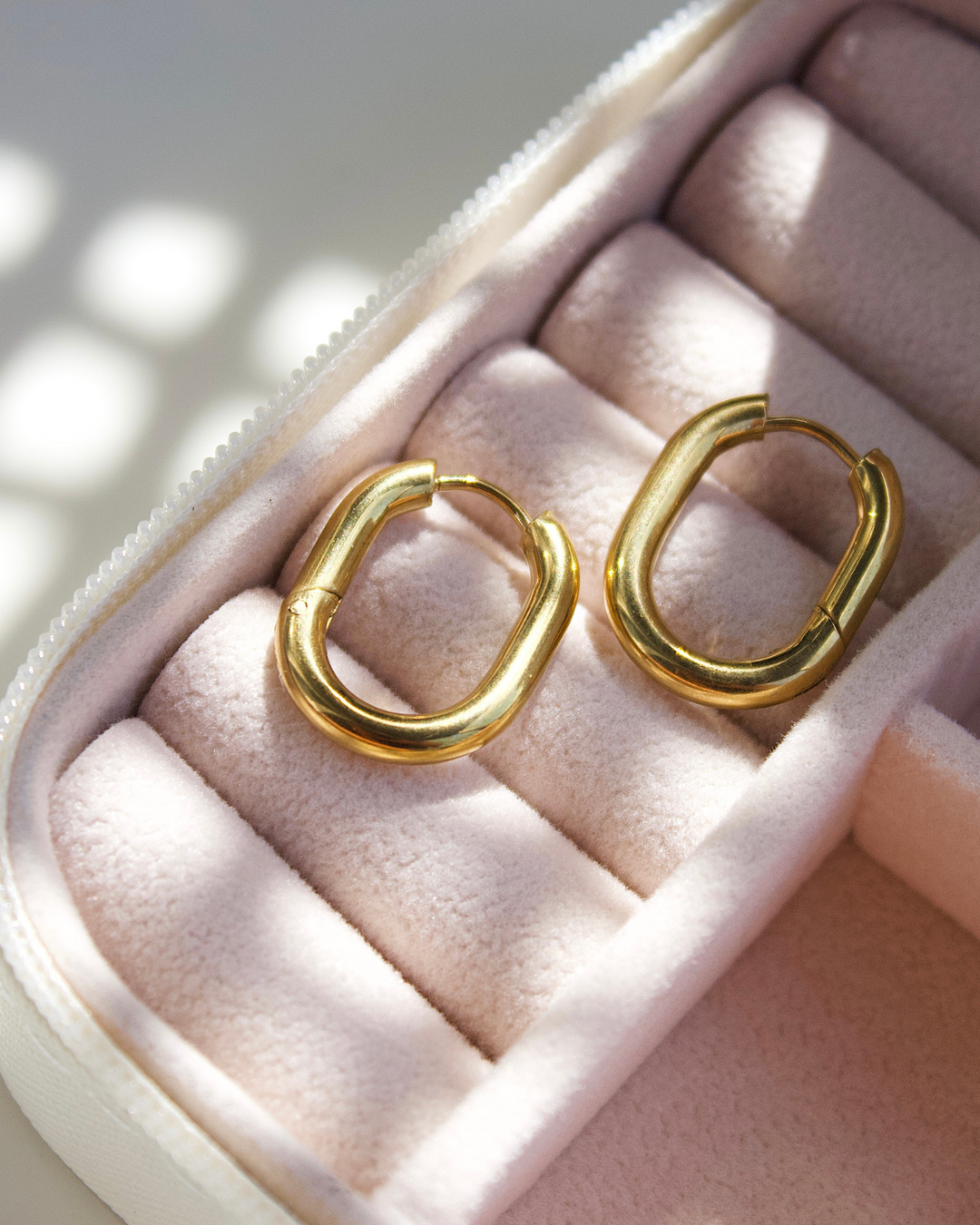 Oval Hoops