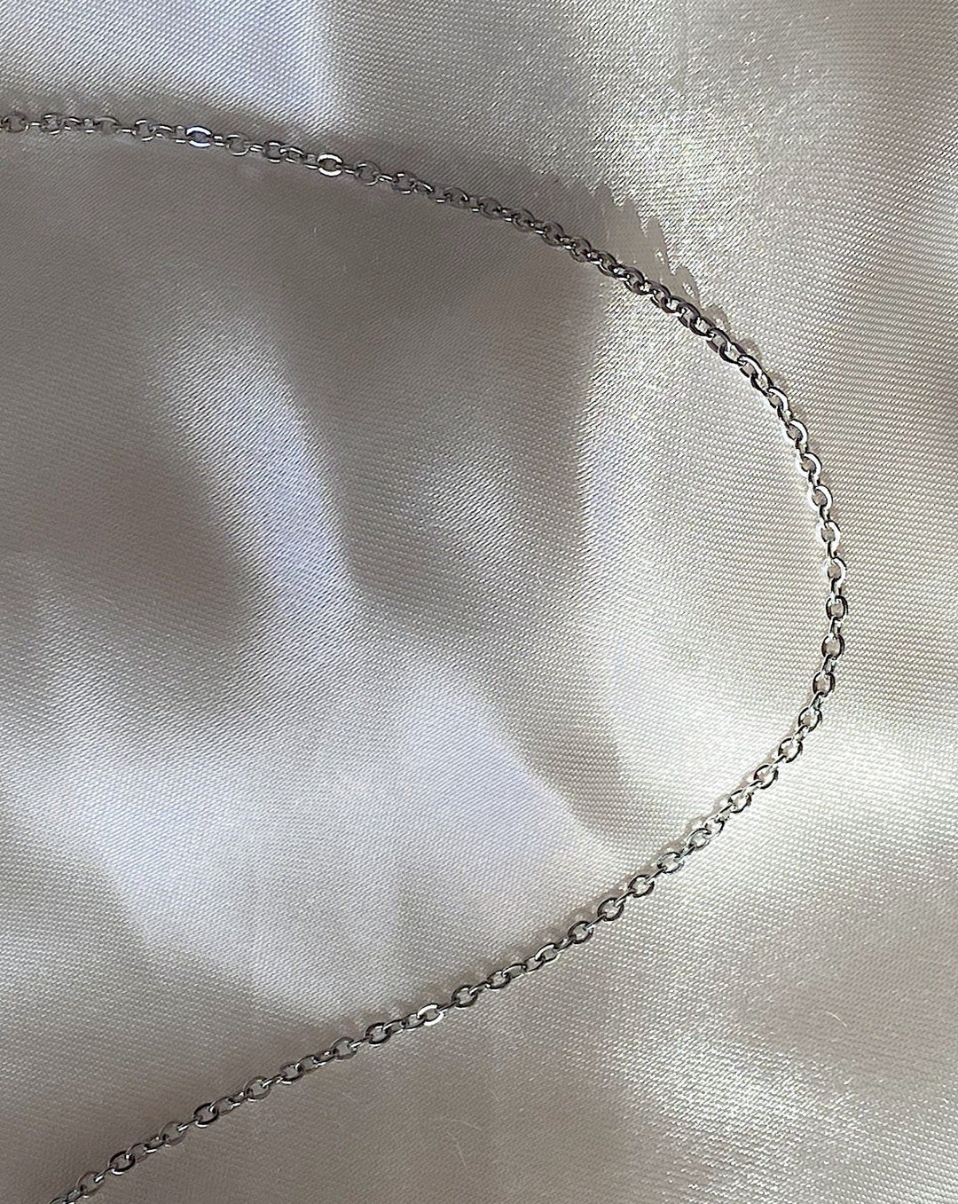 Fine chain