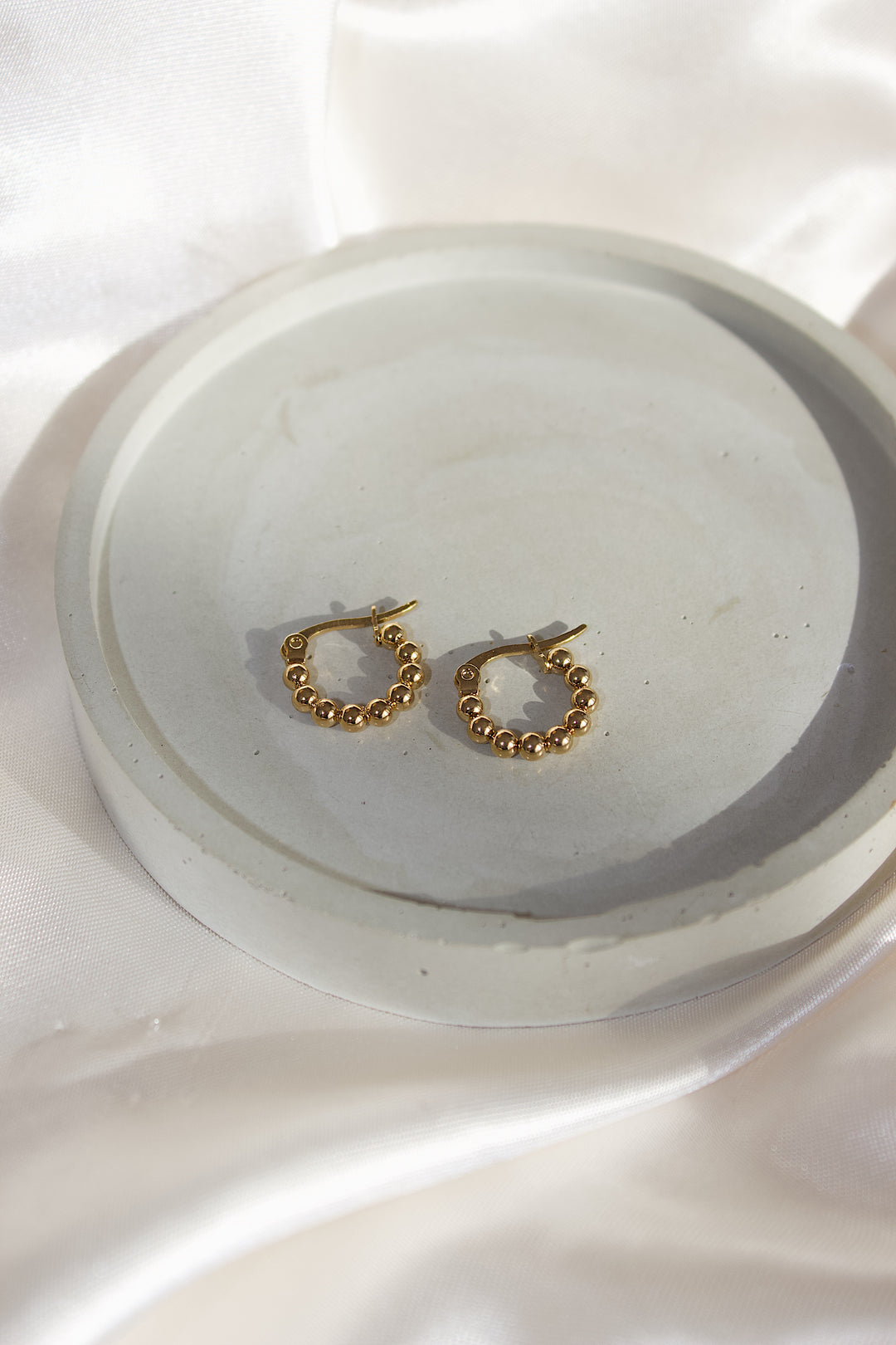 Bubbly hoops