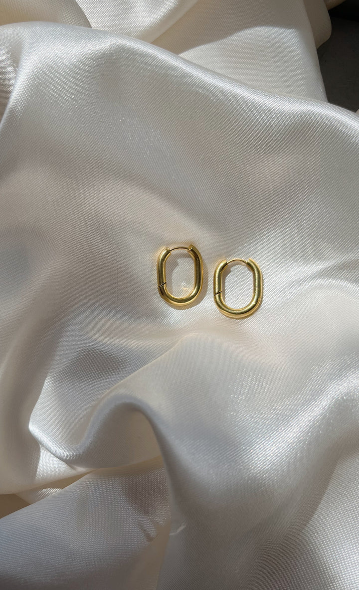 Oval Hoops