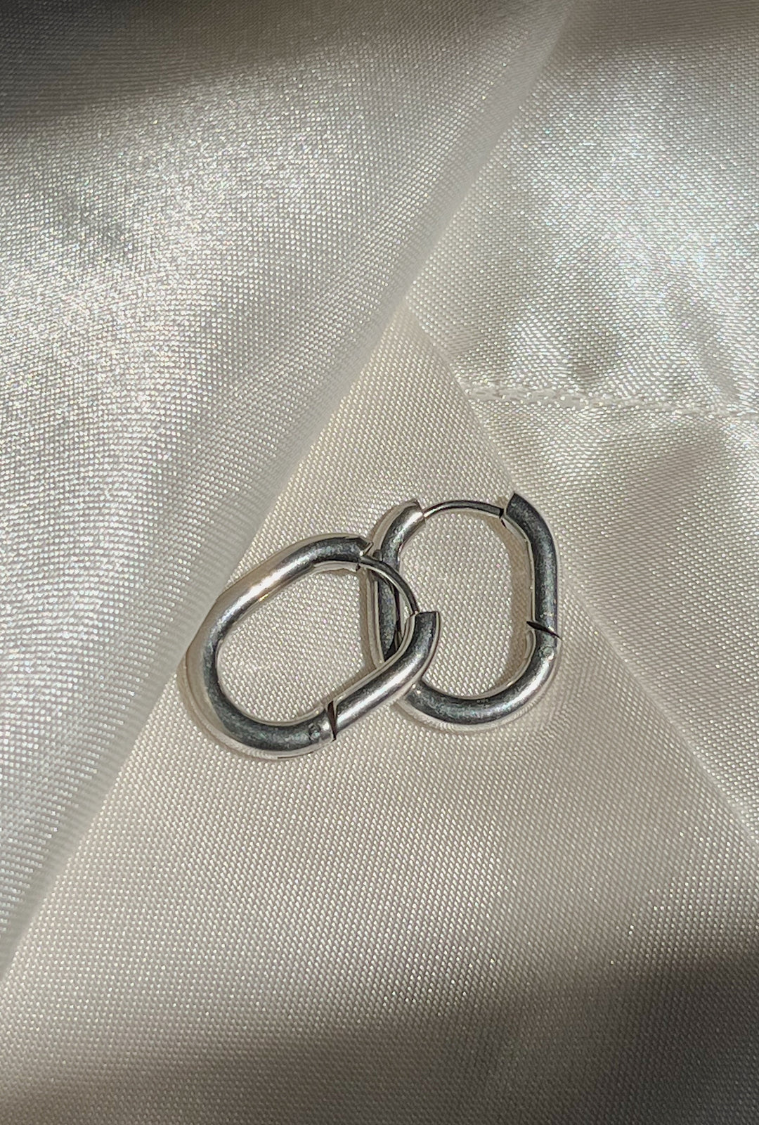 Oval Hoops