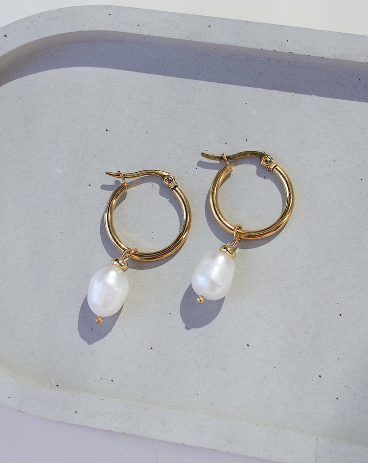 Pearls hoops