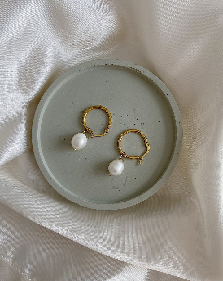 Pearl hoops